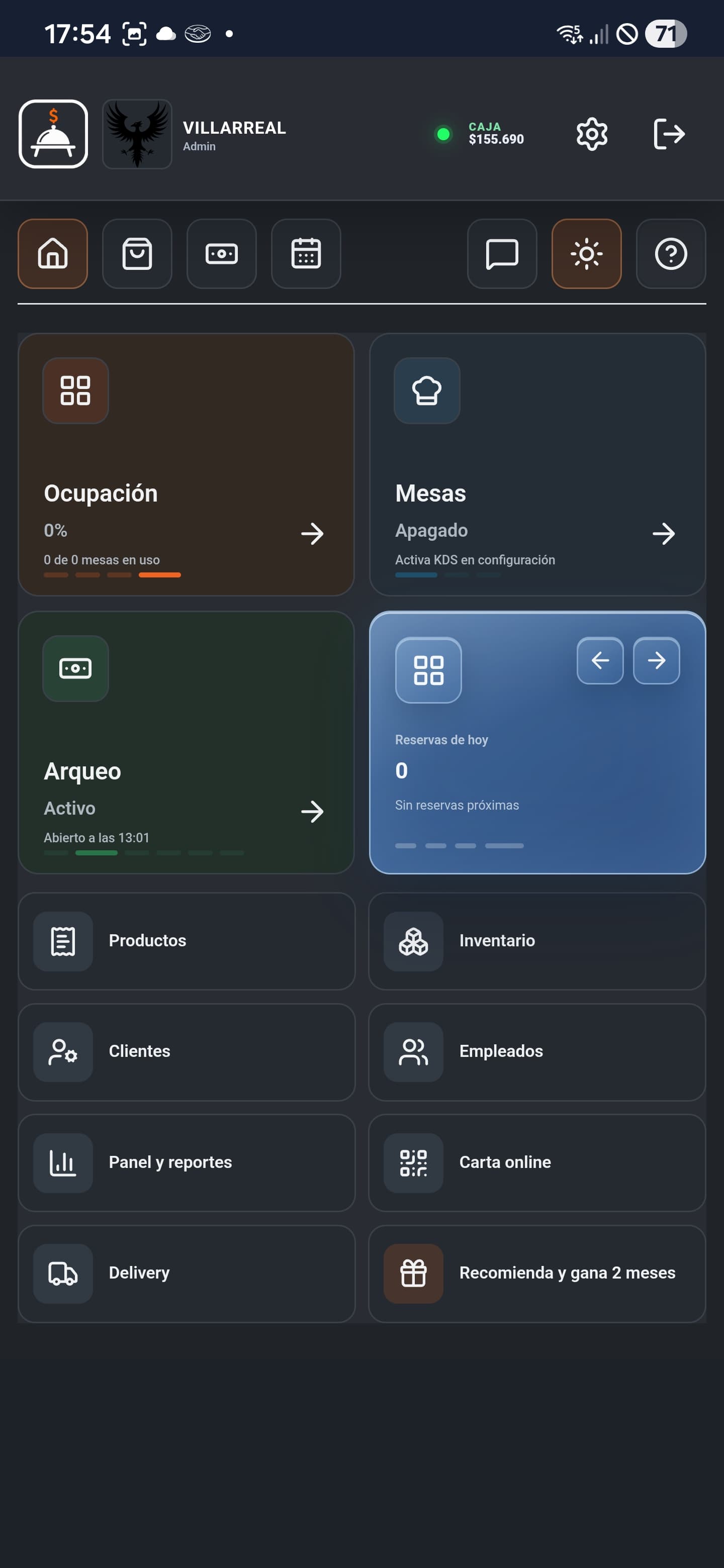 Aplicación móvil de Villarreal en modo oscuro